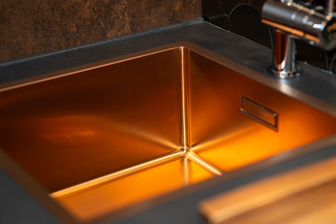 Cuba de cozinha em cobre vista de topo